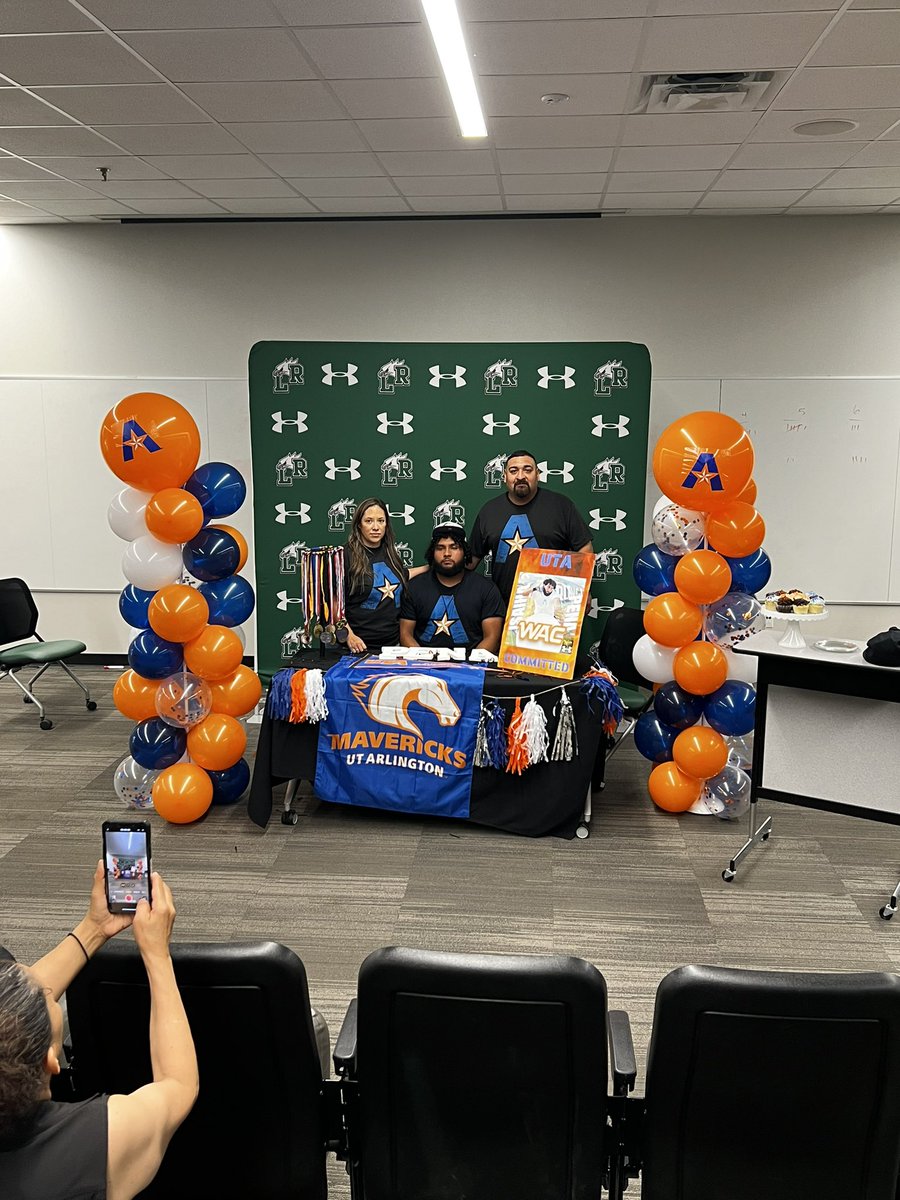 Lake Ridge Boys Track tweet media