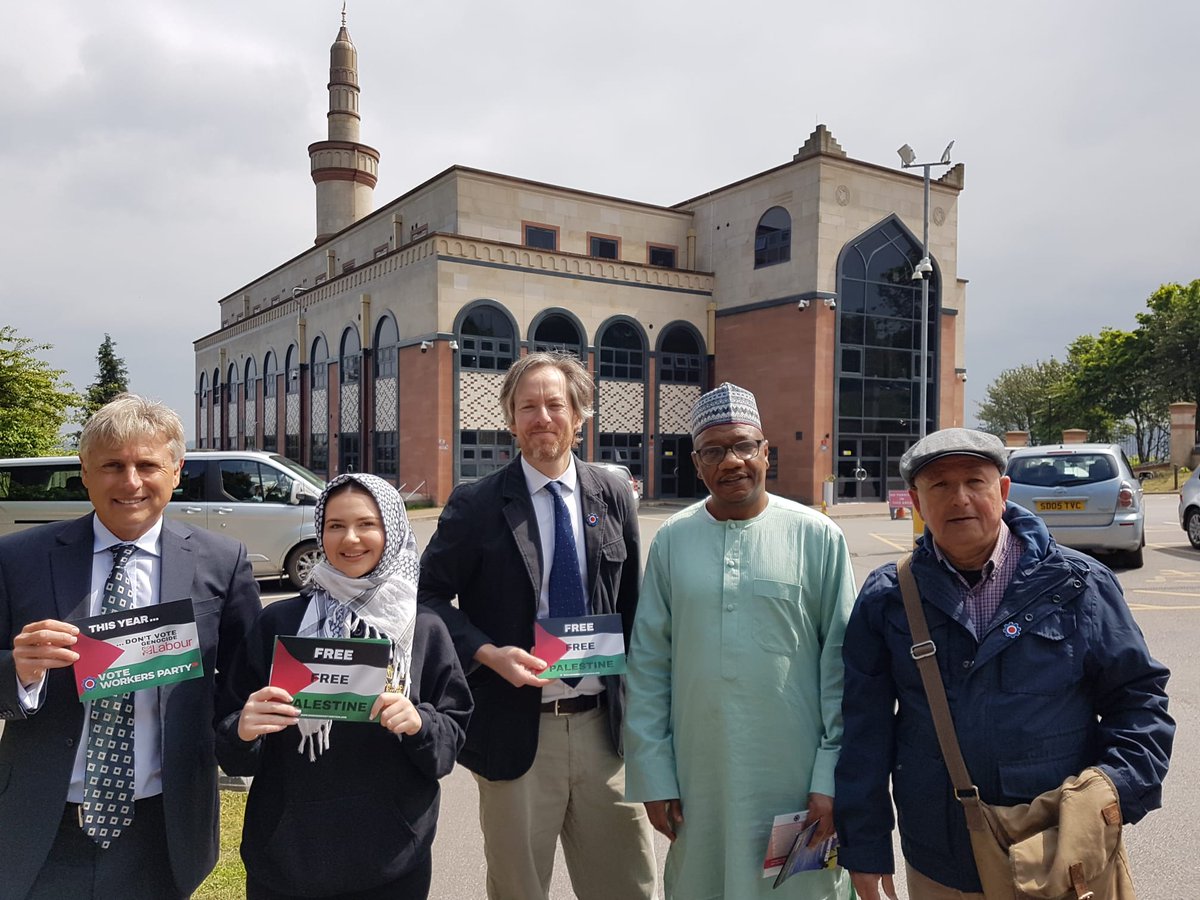 WPB_Sheffield's tweet photo. Great action day around Sheffield with our candidates Mark Tyler (Brightside &amp; Hillsborough), Mohammed Tabrizy (Hallam) &amp; Caitlin Hardy (Central). Very positive response from the public; @WorkersPartyGB are giving Sheffield a socialist, anti-genocide alternative to Labour. https://t.co/K86Hpge1Fk