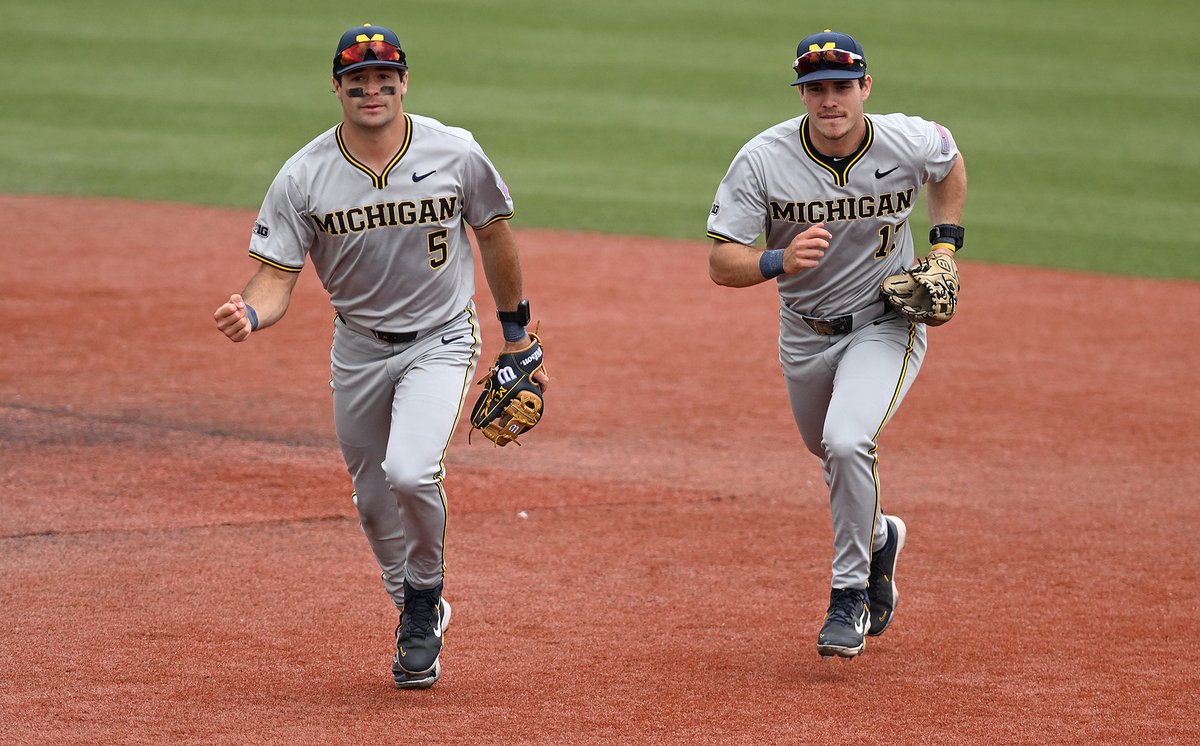 Ended the season leading the nation in double plays, thanks to these two! 

#GoBlue