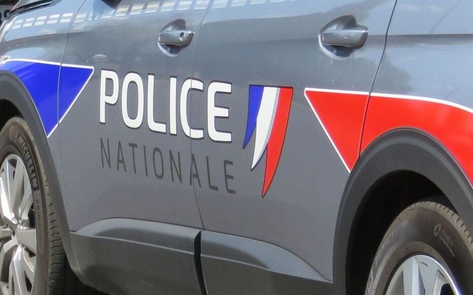 Paris XIIe : une adolescente de 15 ans violée chez elle après un rendez-vous sur Snapchat. Trois suspects mineurs, qui ont aussi cambriolé l'appartement, interpellés fdesouche.com/2024/05/31/par…