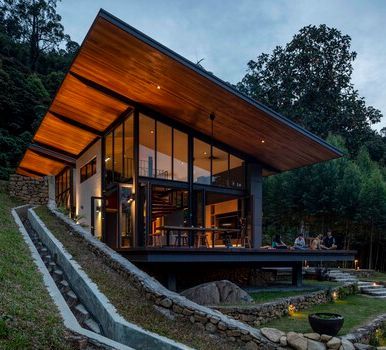 the smolhaven house by choo gim wah.