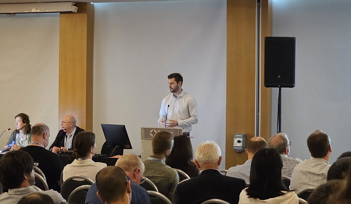 MriPurdue's tweet image. Adam Wright, MD/PhD student from Purdue/IUSM discussing his work at ISMRM 2024 in Singapore. Adam&apos;s work, &quot;Exploring radial asymmetry in MR diffusion tensor imaging and its impact on the interpretation of glymphatic mechanisms&quot;, was given a Summa Cum Laude merit award!