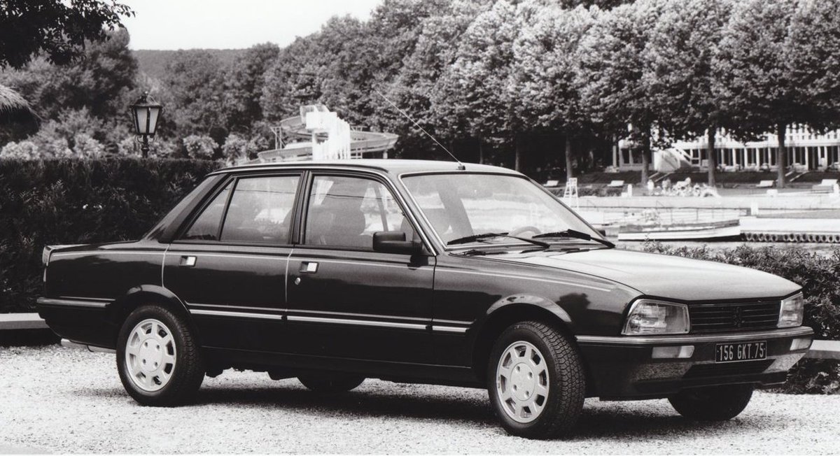 🇨🇵 #France #FrenchCarFriday #History • Peugeot 505 V6 (1987) 🦁 #CarHistory #Peugeot #Peugeot505