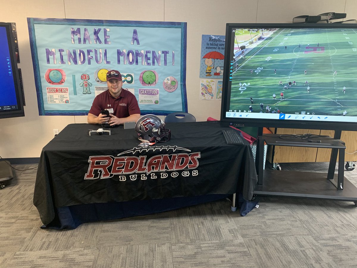 Joey Mariani (@ur_coachmariani) on Twitter photo Love our Redlands community. Here at <a href="/mentoneRUSD/">Mentone Elementary</a> with <a href="/UR_CoachBennett/">Joe Bennett</a> for career day. <a href="/UofR_Football/">Redlands Bulldog Football</a> and <a href="/UofRedlands/">University of Redlands</a> always trying to serve our community. Love our Redlands community. Here at <a href="/mentoneRUSD/">Mentone Elementary</a> with <a href="/UR_CoachBennett/">Joe Bennett</a> for career day. <a href="/UofR_Football/">Redlands Bulldog Football</a> and <a href="/UofRedlands/">University of Redlands</a> always trying to serve our community.