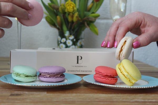 _PatisserieBox's tweet photo. Exciting news! Our new patisserie range is launching soon, making it easier to enjoy delicious desserts with friends. Stay tuned for updates and be sure to try our mouthwatering creations. Elevate your gatherings with our irresistible treats. https://t.co/OrBf4vOPd9