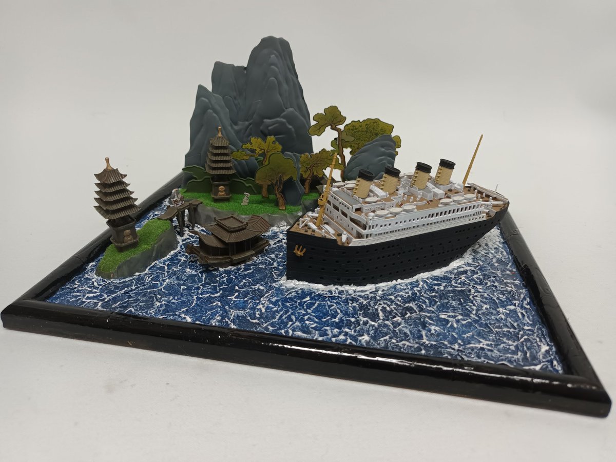 GarnockM's tweet photo. Completed build by a member Sutata Titanic &amp; Chinese Landscape kit https://t.co/AUQYkp02ut