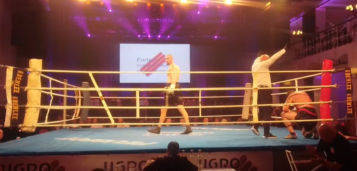 Cruiserweight Semir Dautovic (7-3-2) 🇧🇦 effortlessly stopped an overwhelmed Tamas Laska (19-36-1) 🇭🇺 by TKO in the first round in Oberhausen, Germany 🇩🇪.