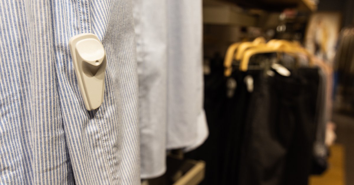 PPS_Keepsafe's tweet photo. Boost your retail security and streamline operations with EAS system tags! Discover 5 benefits that go beyond theft prevention in our recent blog.

https://t.co/QN2UJSQXWK

#LossPrevention #RetailSecurity #EASTags https://t.co/8G6KQbBpLh