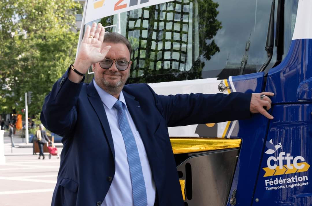 🔴 Ce jeudi 30 mai,  j'ai annoncé mon départ en retraite et la fin de mon mandat à la tête de ma Fédération et l’arrivée de Guillaume Cadart  pour me succéder comme Président de la <a href="/CFTCTransports/">CFTC Transports</a> 

💙 Un grand moment de reconnaissance et d'émotion !