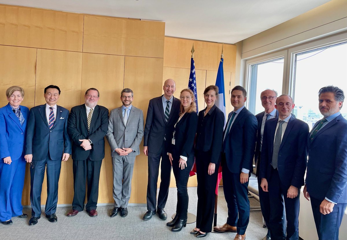 Last week, Principal Deputy Assistant Secretary Laura Lochman joined the delegation for the U.S.-France Bilateral Clean Energy Partnership high-level meeting in Paris. Strong 🇺🇸🇫🇷 cooperation to advance our #cleanenergy and #climate goals