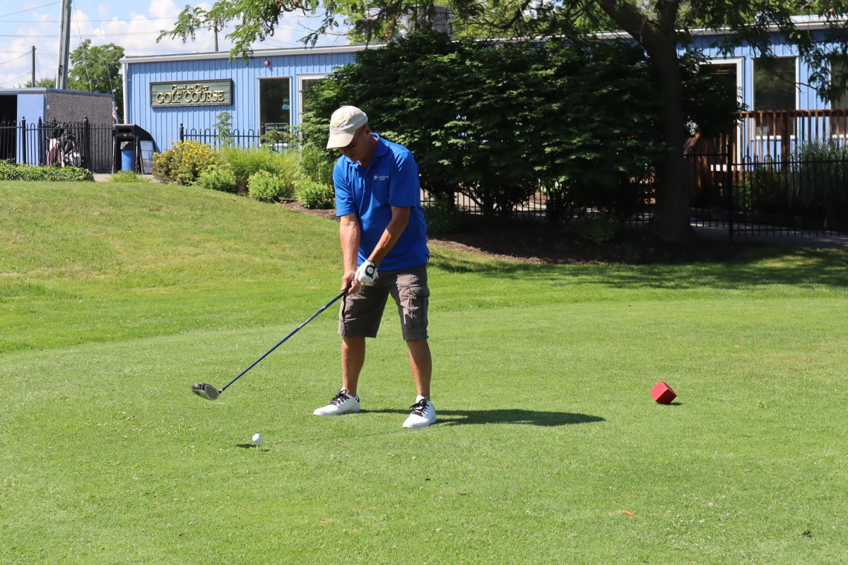 🌞⛳️ With sun in the forecast for Saturday, it would be a perfect day to work on your golf game. 🏌️ You can book at tee time at the Garden City Golf Course by calling 905.688.5601 ext. 1677. stcatharines.ca/golf