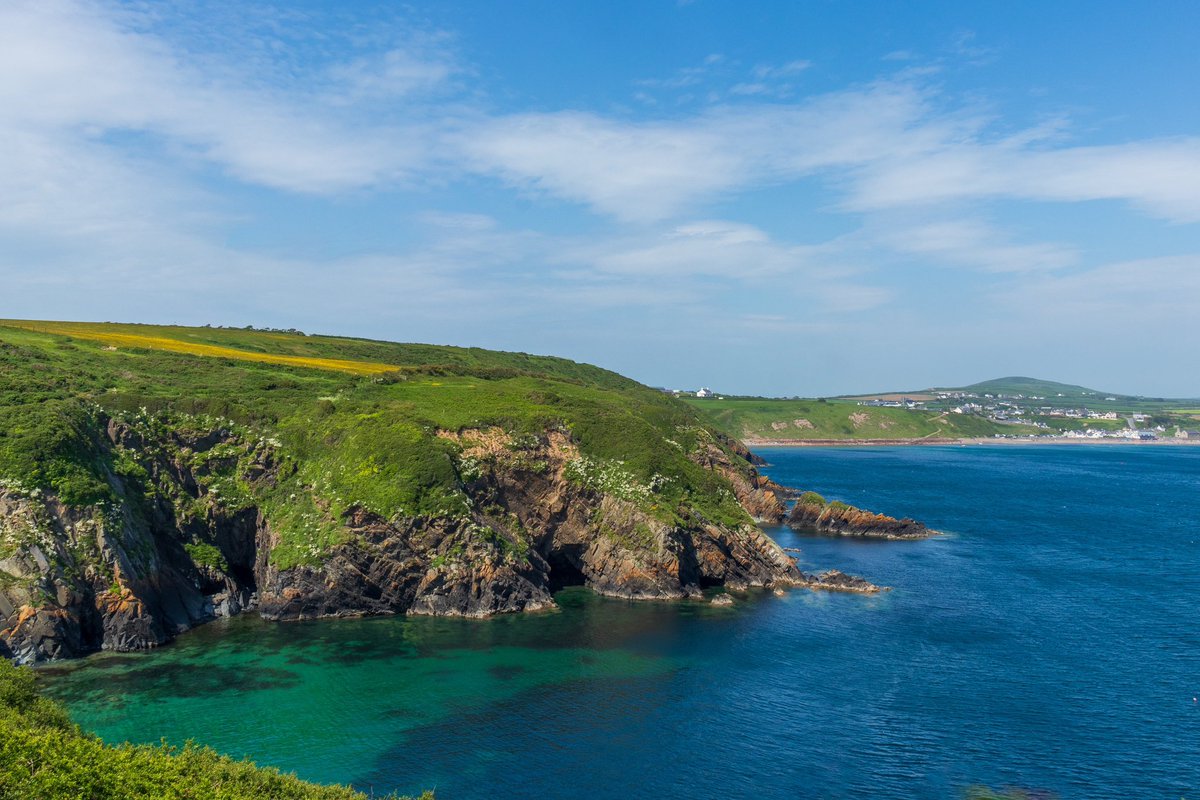 Porth Meudwy
Rugged coastline, turquoise sea, numerous wildflowers and sunshine, can’t ask for better weather @S4Ctywydd @StormHour @ThePhotoHour @ElyPhotographic @ItsYourWales @NWalesSocial @NorthWalesWalks @RamblersCymru @OPOTY @AP_Magazine