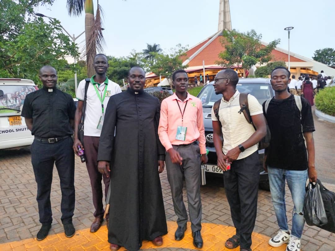 📍 Happening
Uganda Martyrs' National Youth Pilgrimage to Munyonyo Basilica 

Vigil Mass soon