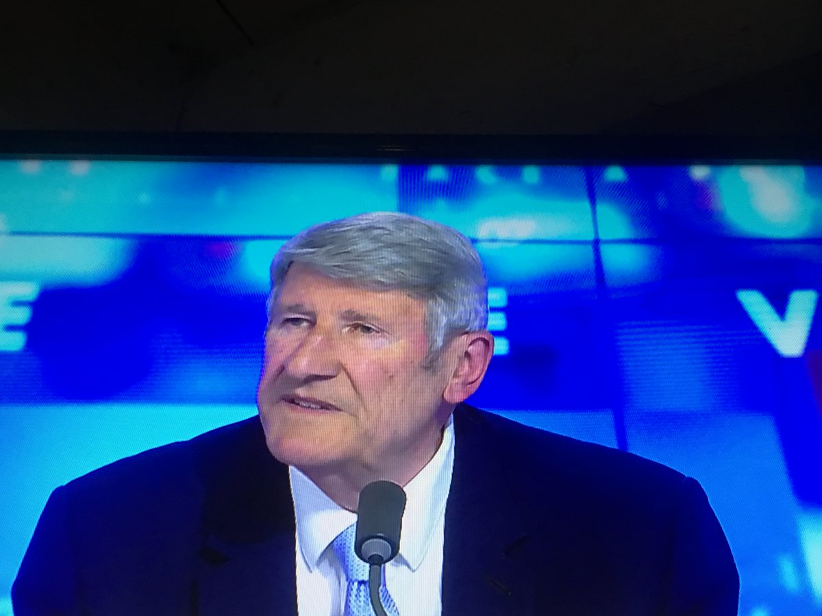 Philippe de Villiers : « quand je vois comment @MarionMarechal a été traitée par le service public, J’AI HONTE ! Une femme exceptionnelle, avec des convictions, a qui on lance à la figure « Pétain »  j’espere que les Français s’en souviendront le 9 juin ! 🙏