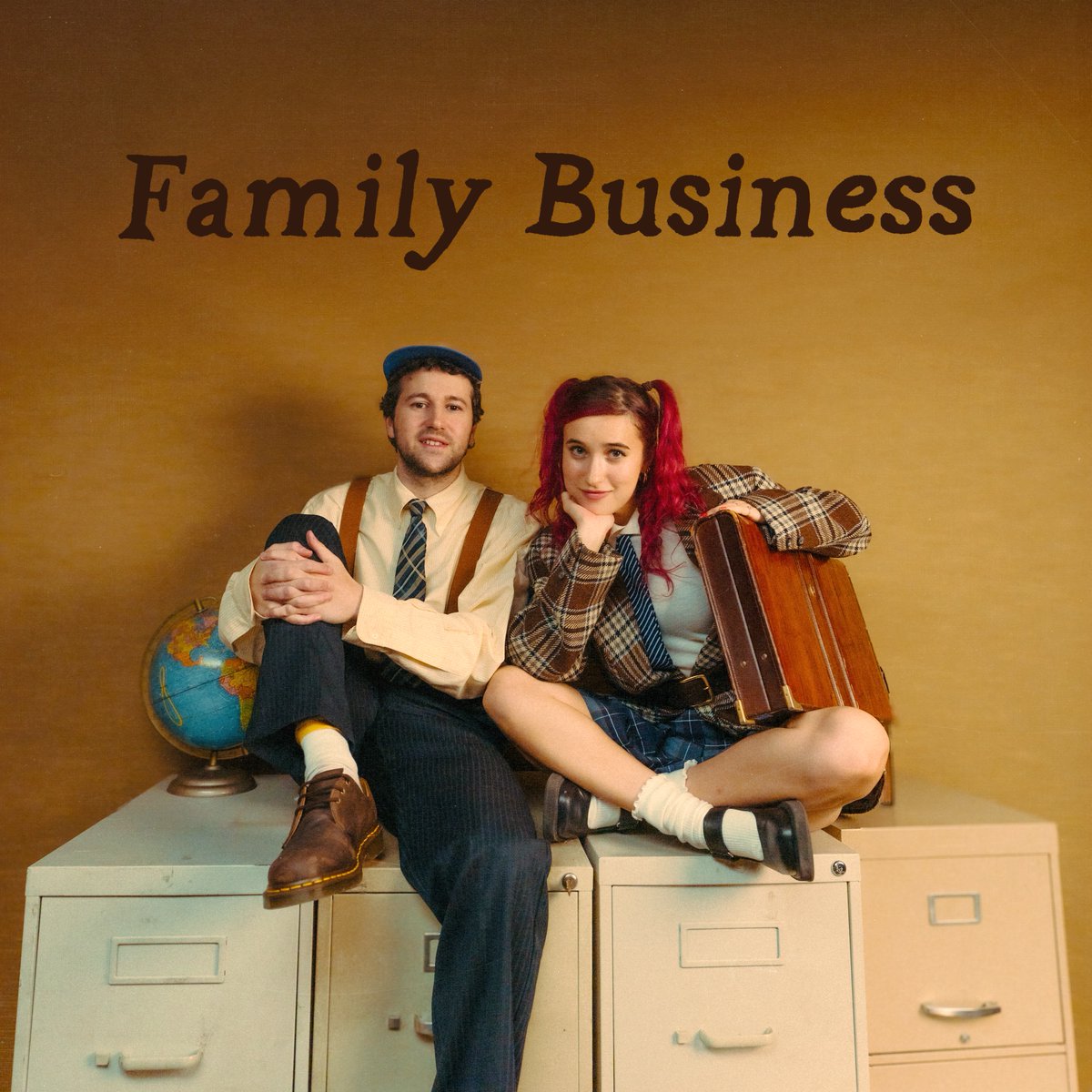 FAMILY BUSINESS (the single, not the album) OUT NOW!!!! 💼💼💼💼