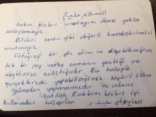 Ali Haydar Bengi  Mısır'a giderken çektirmiştik, o fotoğrafı arkasına not düşerek göndermişti.dostum ve sırdaşımdı.onu unutmadım ve aslada unutmayacağım.mavi Marmarayı siyasi emellerine alet edenleri de unutmayacağım.şehadetinin 14. Yılında saygıyla, sevgiyle ve Özlemle anıyorum