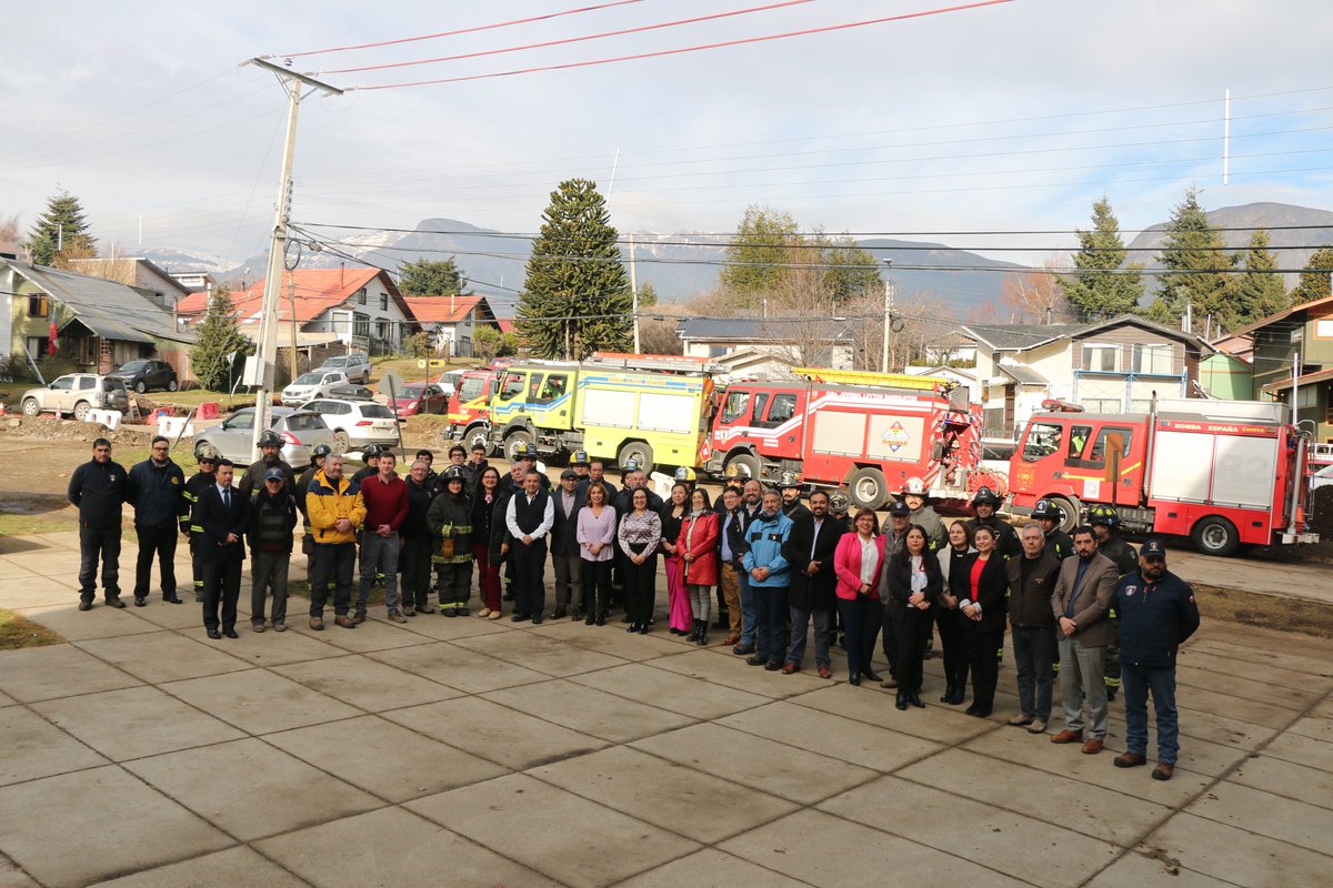 MOPAysen's tweet photo. 🔵🔴 ¡Buenas Noticias!
Se aprobó el financiamiento de la Reposición del Cuartel de la 1° Compañía de Bomberos de Coyhaique, con votación unánime por parte del Core, presidido por la Gobernadora Regional de Aysén. Donde #ArquitecturaMOP operará como Unidad Técnica. https://t.co/cccvcG3iNq