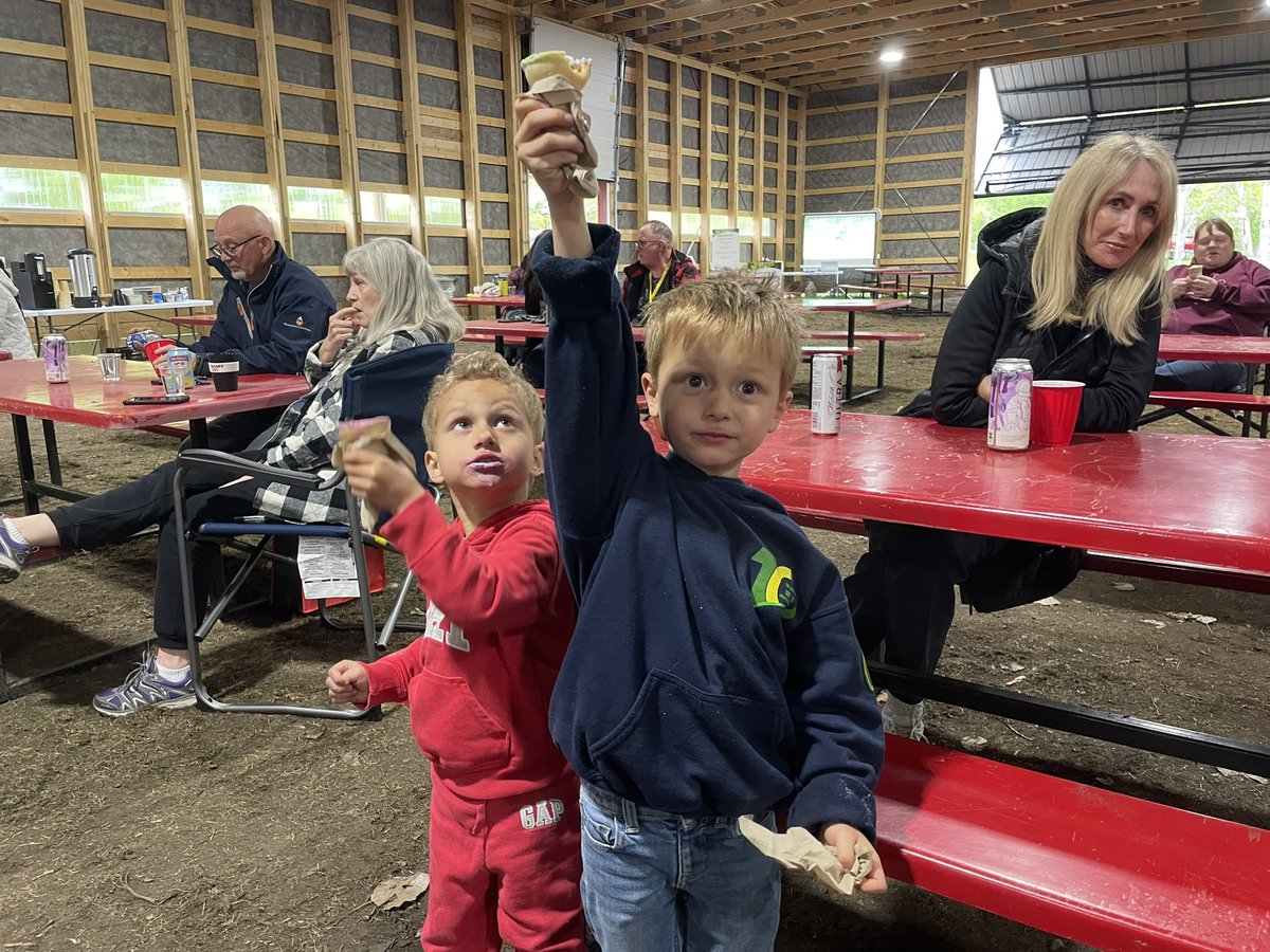 Trevor Panczak (@trevorpanczak) on Twitter photo great time at Ol' Mac’s as El Mule and I were the Friday night entertainment for <a href="/rvdaofab/">RVDA of Alberta</a> 10th anniversary. We were proudly sponsored by <a href="/woodysrvworld/">Woody's RV World</a> The RVDA future is bright with Gerry and Shelly at the helm. Until next time, thanks again.
#trevorpanczak #rvdaab #CMAB great time at Ol' Mac’s as El Mule and I were the Friday night entertainment for <a href="/rvdaofab/">RVDA of Alberta</a> 10th anniversary. We were proudly sponsored by <a href="/woodysrvworld/">Woody's RV World</a> The RVDA future is bright with Gerry and Shelly at the helm. Until next time, thanks again.
#trevorpanczak #rvdaab #CMAB