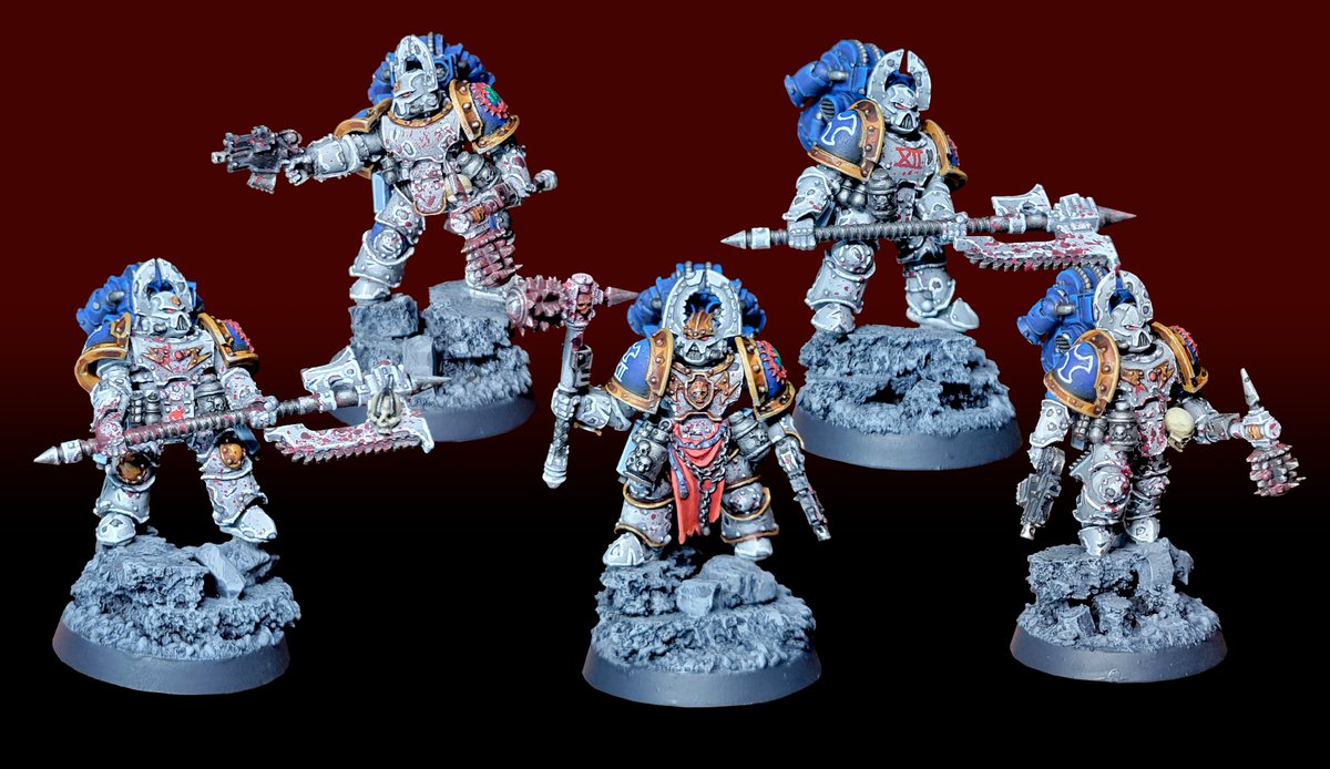 NullProfusion's tweet photo. The second half of my Red Hand Destroyer Squad. Here you can see the suitably brutal Thunder Hammers I made.

#warhammer #horusheresy https://t.co/JkcBm5EYgt