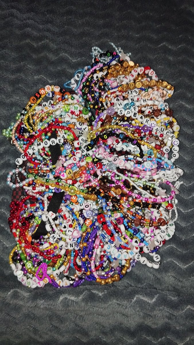 melka ★ 💋🪩 tweet media