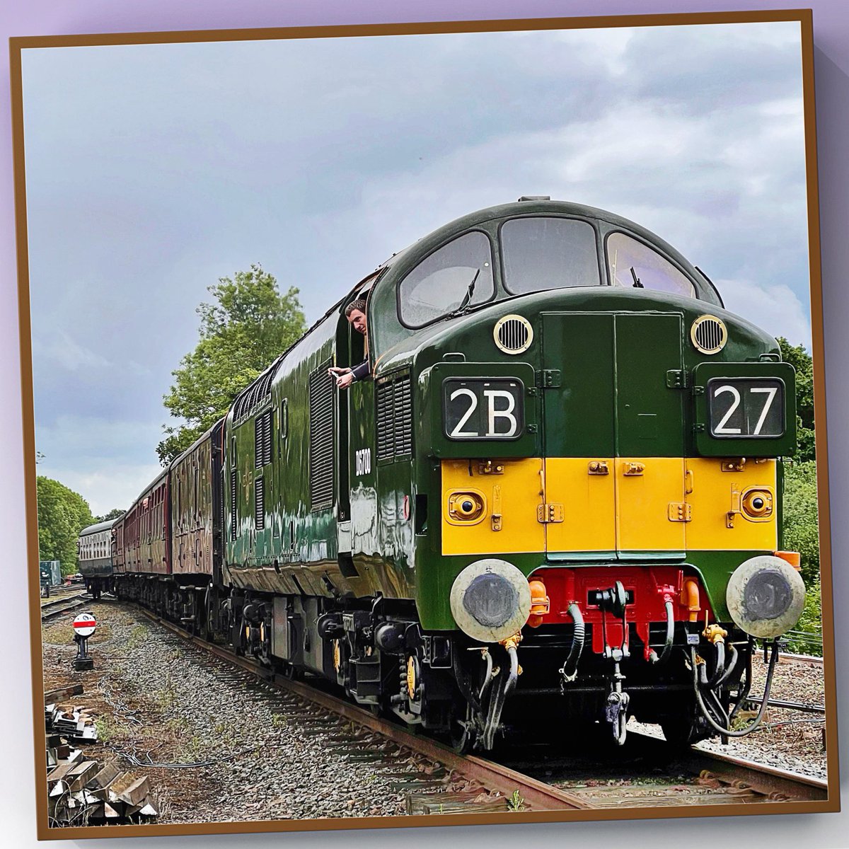 Steam or Diesel?  Were you around to witness the demise of Steam in those heady 1960’s? This lucky guy certainly remembered getting rescued from the Scrapyard whilst doyen of Class 37’s, D6700 still enjoys life at 60!
Both taken at Rothley, 29th May 2024.