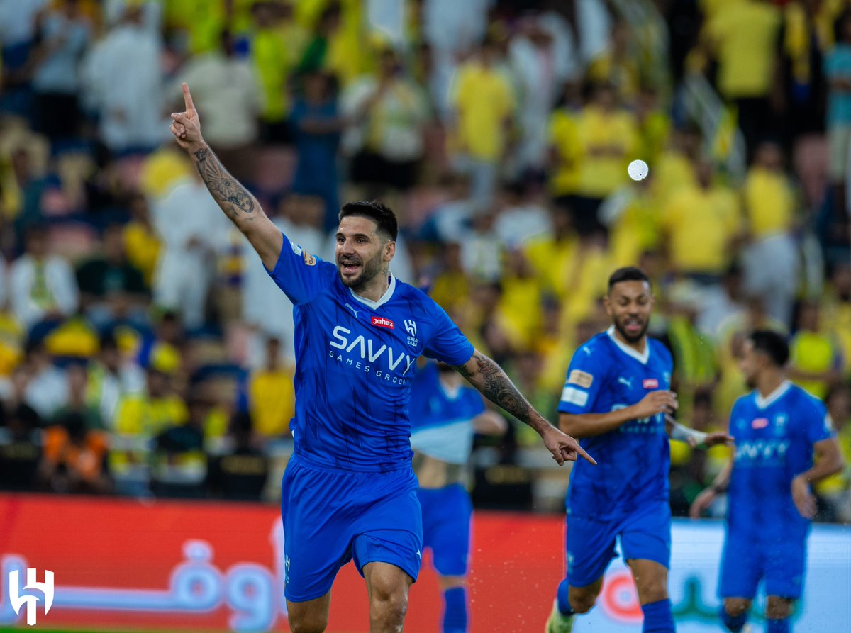 Alhilal_FC's tweet photo. رأسية "ميترو" في نهائي #أغلى_الكؤوس 💙

#الهلال https://t.co/yzcUaZWhHt