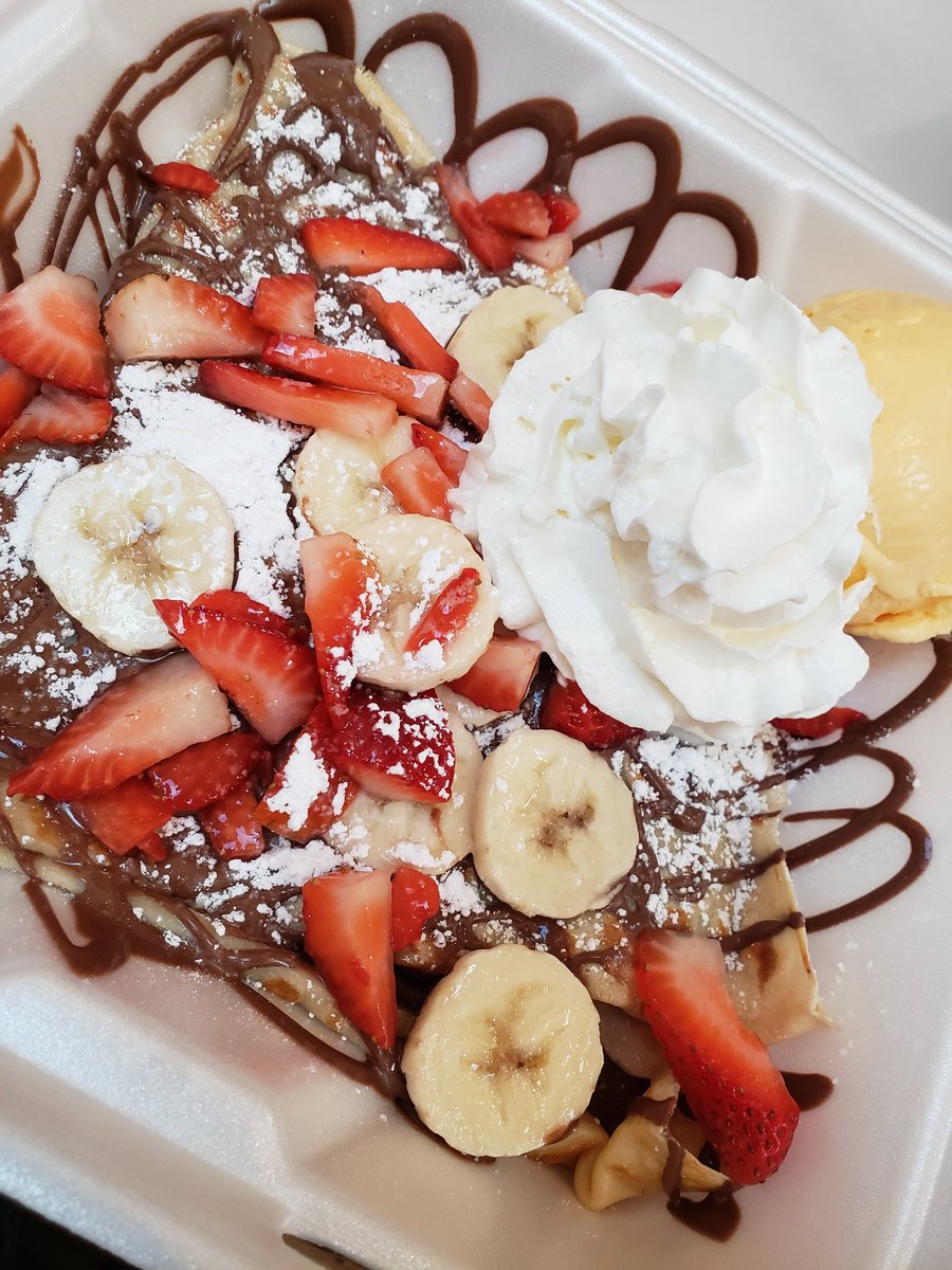 MiniMistake923's tweet photo. And it was so delicious 😭🥰 https://t.co/q7R8FdD3lu