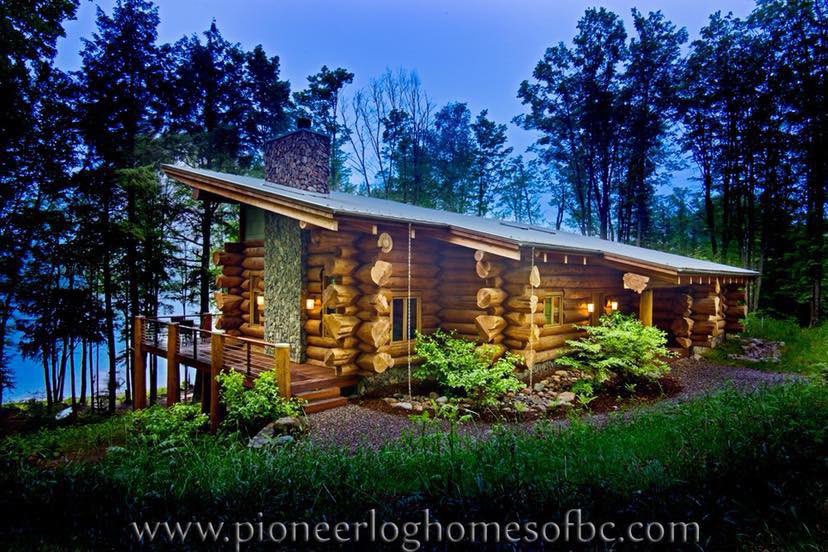 TKBryanSr's tweet photo. #FloorPlanFriday! What do you think of our unique ‘Minocqua’ floor plan?
_____________
@PioneerLogHomes
#TimberKings #PioneerLogHomes #LogHome #LogCabin https://t.co/RmETaOBD5b