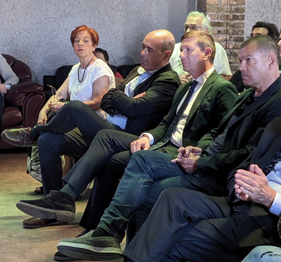 Cisl_Lazio's tweet photo. Enrico Coppotelli interviene questa sera a #Roma all’iniziativa del Pd con Massimiliano Valeriani, Nicola Zingaretti su Lavoro,Salari,Diritti,Europa.
“Pensiamo sia necessario allungare il Next Generation, rifinanziare il fondo Sure, liberare risorse per la crescita e lo sviluppo” https://t.co/S8DwJLXb3G