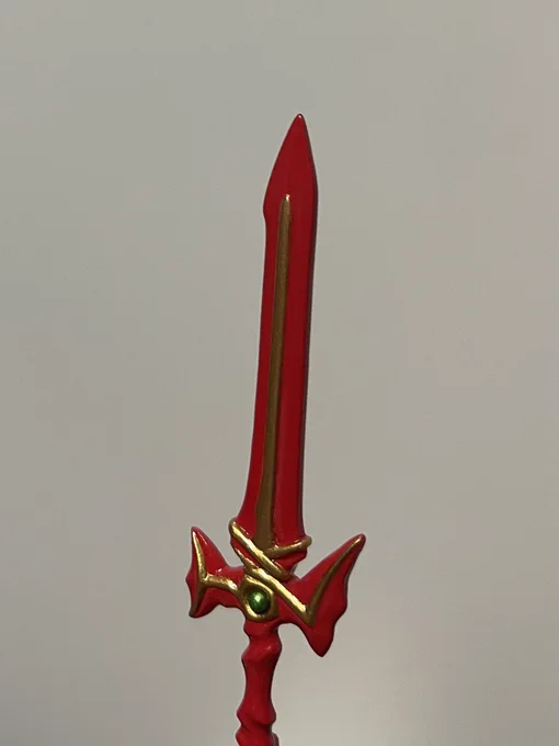 今回の剣は光沢仕上げピカピカにするんじゃ 