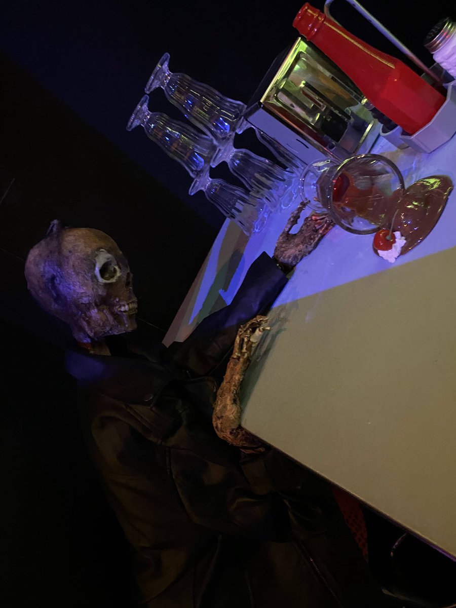 EvilTakesRoot's tweet photo. “Well gentlemen, I think it’s time to…PAY UP!” #HHN32 #HHNTributeStore #HHNOrlando #NeverGoAlone #TributeToTerror https://t.co/pGSoZYgjlq