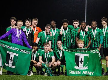 Malturner44's tweet photo. What a season with @CrayValleyPM 
U18s:
Isthmian Youth East League winners 🏆
Isthmian League Cup winners🏆
Isthmian Youth East League top goalscorer ⚽️ 

25 games
19 goals 
15 assists

4 first team appearances - 1 goal
Great experience to be on the bench in the FA Cup 🤝🏻 https://t.co/uknz4rJOHB