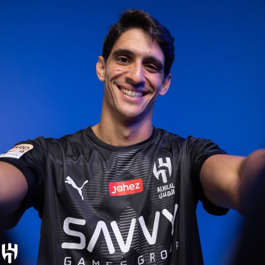 الف مبروك لجمهور الهلال 
و أكيد رجل المباراة 🐙🐙🐙🐙🐙🐙🐙
#الهلال_النصر #الهلال‌ #النصر #كاس_الملك
 #النصر_الهلال #نهايي_اغلى_الكؤوس
#كاس_خادم_الحرمين_الشريفين #ملعب_الجوهره