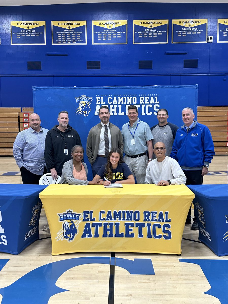 El Camino Real Girls Soccer tweet media