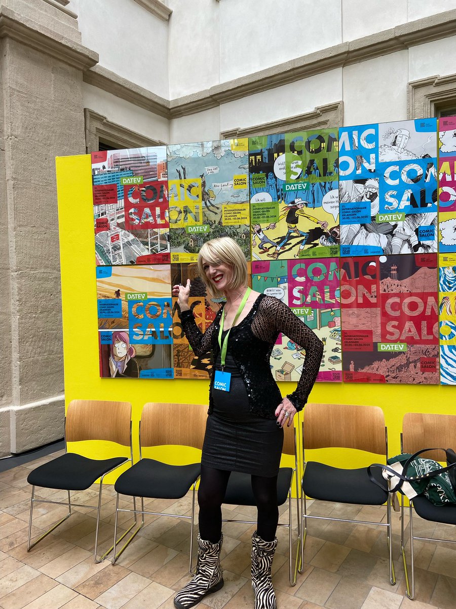 2 years after winning the Max und Moritz Prize for Best Graphic Novel of the Year with DRAGMAN, Steven Appleby installing his new show for the Erlangen Comic Salon Festival’s opening

Come to the Kunstverein Neue Galerie in Erlangen or to Schaltzeit Verlag's stand at Hall B -B 70