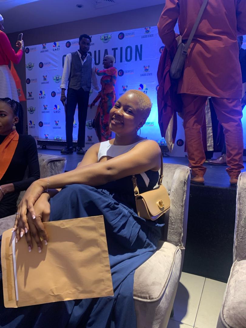ganiyaod's tweet photo. I graduated film school today๐๐ป๐
I'm a certified actor guys!!!๐ฅบ
#ELCAAlumni #Actor #Nollywood #CertifiedActor #Ganiya https://t.co/HKqdshY4KQ
