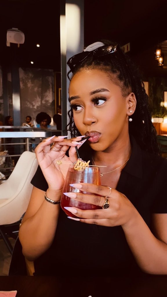 yourfavbekki's tweet photo. I really love this picture. 🥹 https://t.co/SCaXPZKlXn