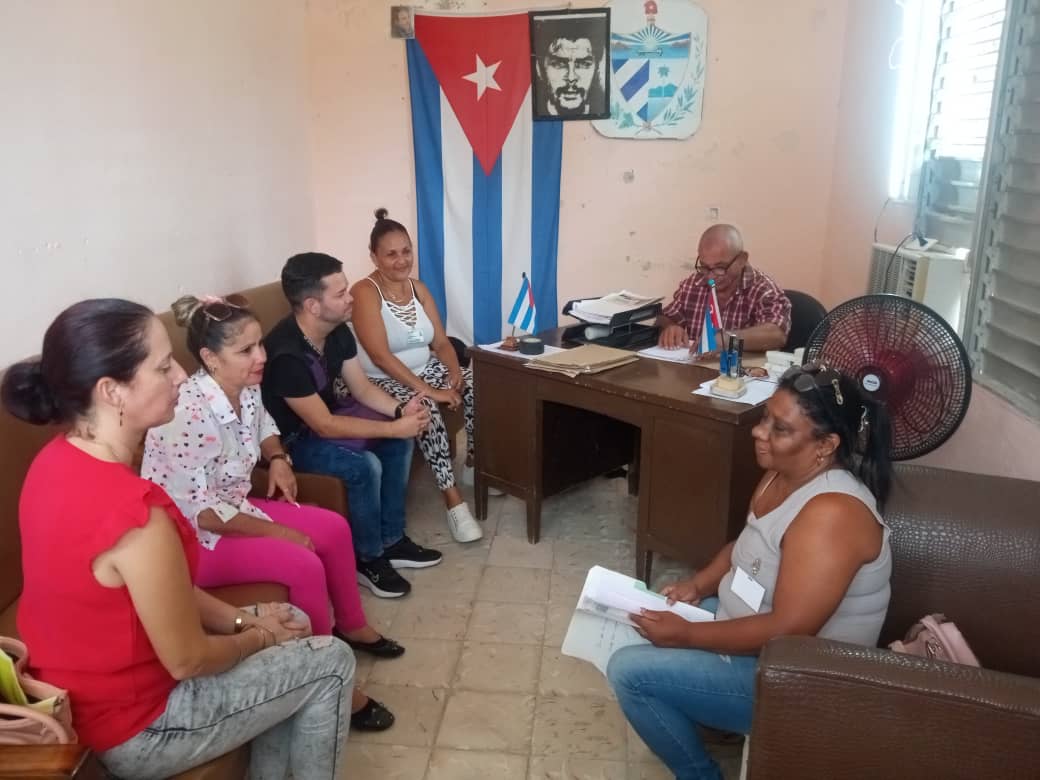 Visita nuestra entidad la subdelegada y especialistas.
Mas información aquí: facebook.com/61553855199936…
@soca_judith