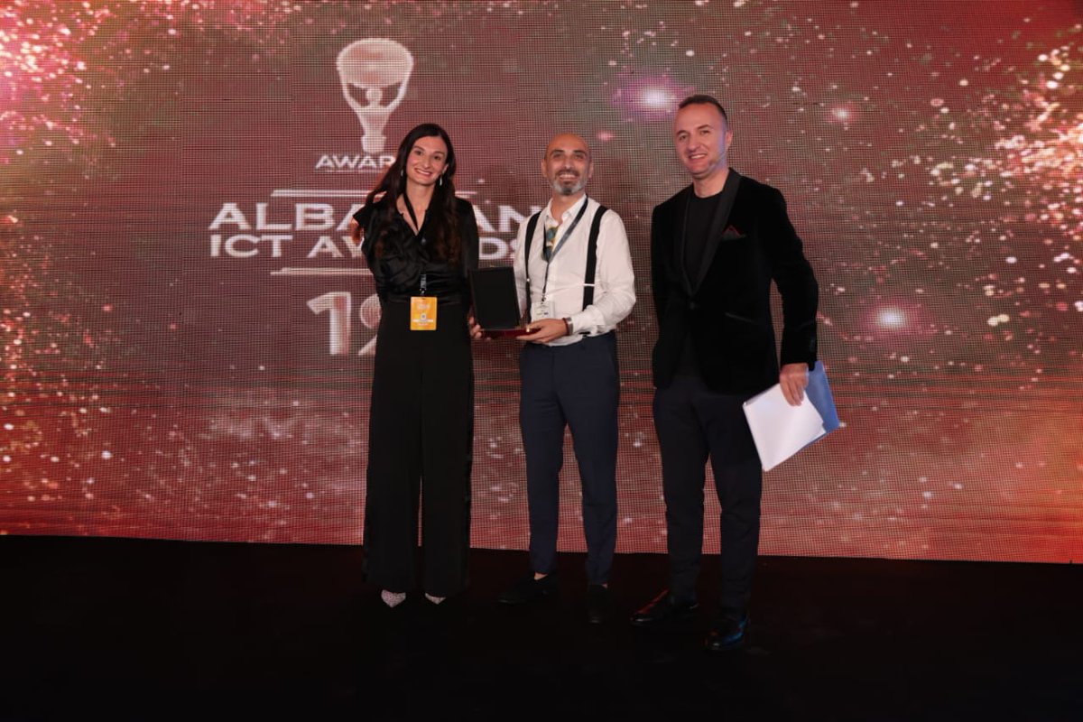 Juria e edicionit të 12-të të Albanian ICT Awards akordoi mirënjohje për GAD Albania, për promovimin e pasurisë artistike dhe trashëgimisë kulturore përmes përdorimit të teknologjisë dhe inovacionit duke shtuar ndërgjegjësimin dhe krijuar një ndikim pozitiv në shoqëri.