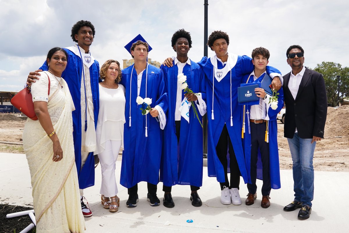 IMG Academy Basketball tweet media