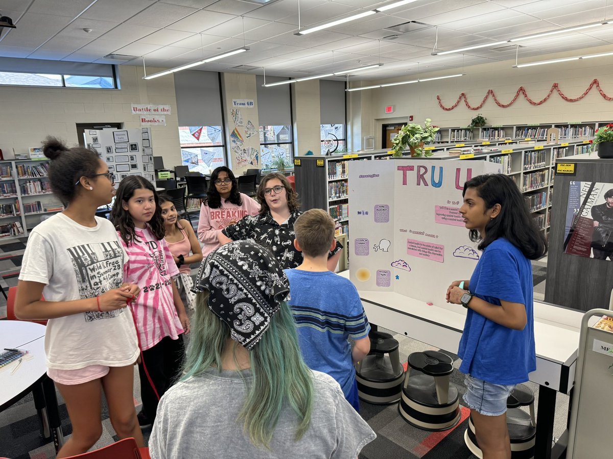 Bec_Chirps's tweet image. Sharing our research and celebrating the journey. #TeamCommUNITY #wwprsd