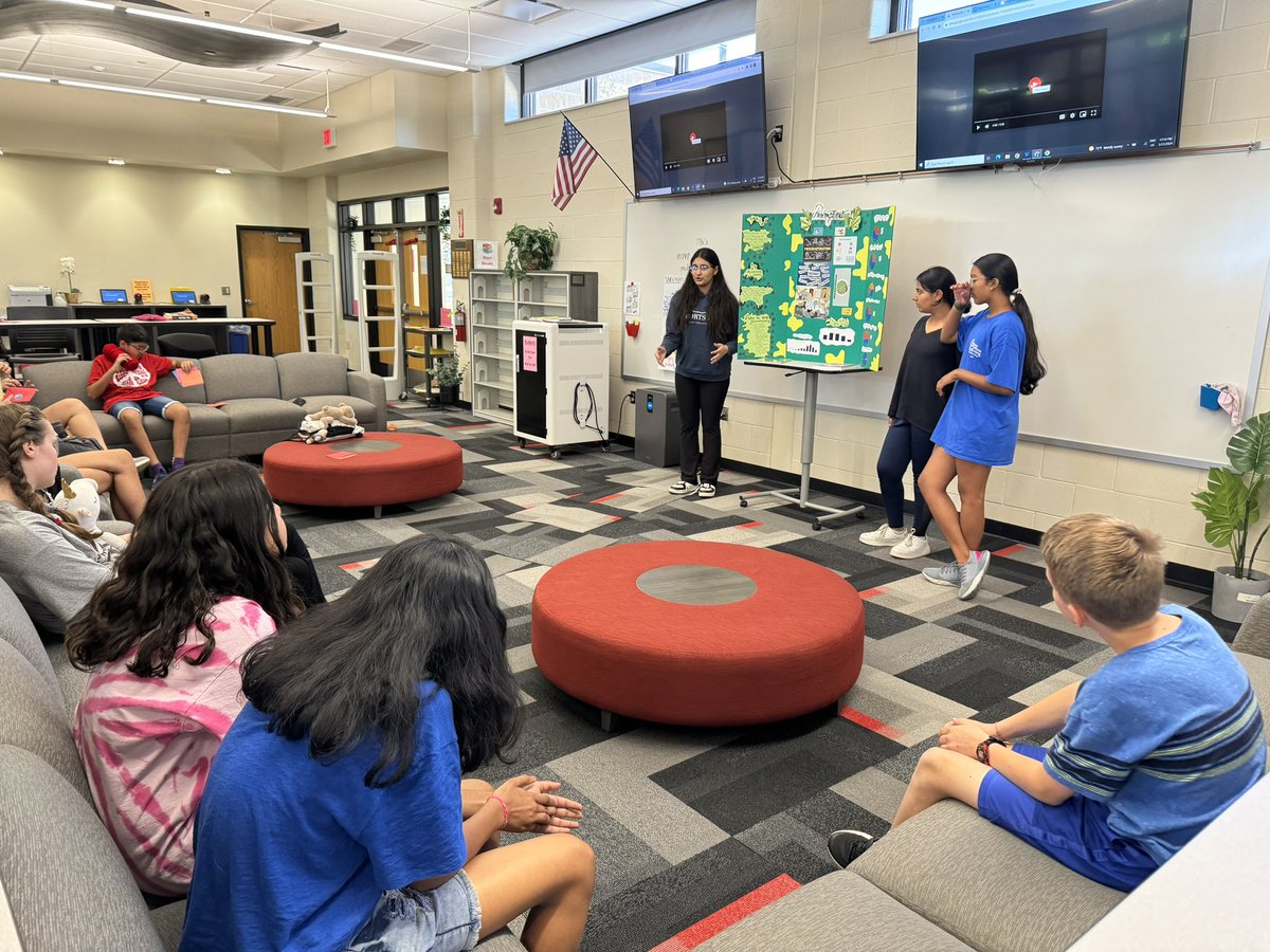 Bec_Chirps's tweet image. Sharing our research and celebrating the journey. #TeamCommUNITY #wwprsd