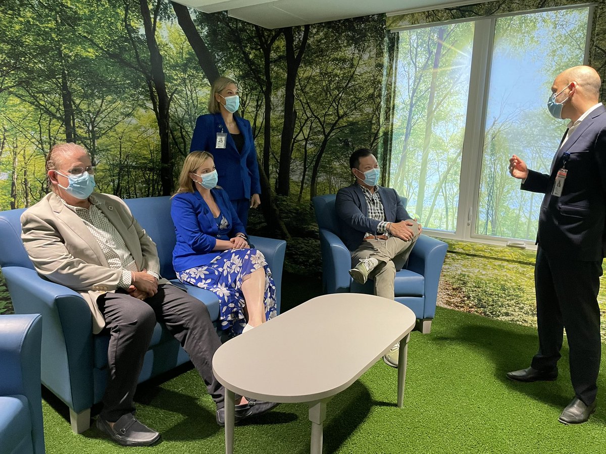 StanChoMPP's tweet photo. Toured the new 632-space Wellbrook Place in #Mississauga with PA @NatKusendova and MPP @RudyCuzzetto

From behavioural support to dialysis, the campus offers several onsite services to ensure residents get the right care in the right place.

They even use AI to craft lunch menus! https://t.co/PVrCHW1J7X