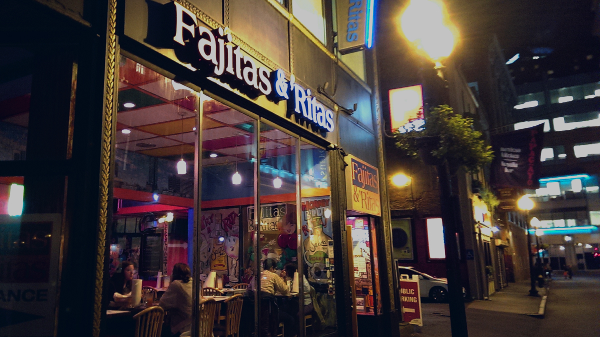 Enjoy evening strolls through Boston downtown, where the city comes alive with twinkling lights. Don't forget to stop at Fajitas and 'Ritas, where our mouthwatering Tex-Mex cuisine and signature frozen margaritas perfectly complement the vibrant atmosphere of the evening.