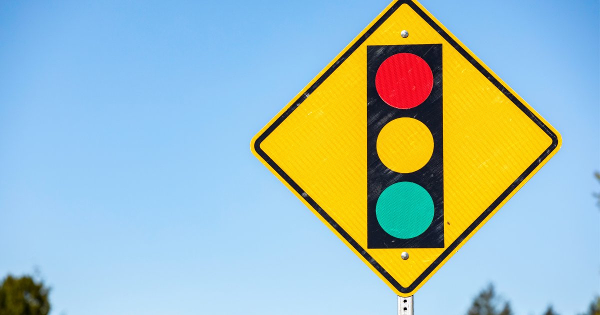huntsvillecity's tweet photo. β οΈπ§ Weather permitting, beginning Tuesday, June 4 at 9 a.m., Traffic Engineering will modify the intersection of County Line Rd. and Main Kroger Entrance/Driveway to operate as a signalized intersection. Motorists should use caution in the area. #huntsvilleal #roadworkalert https://t.co/3XJxQej9To