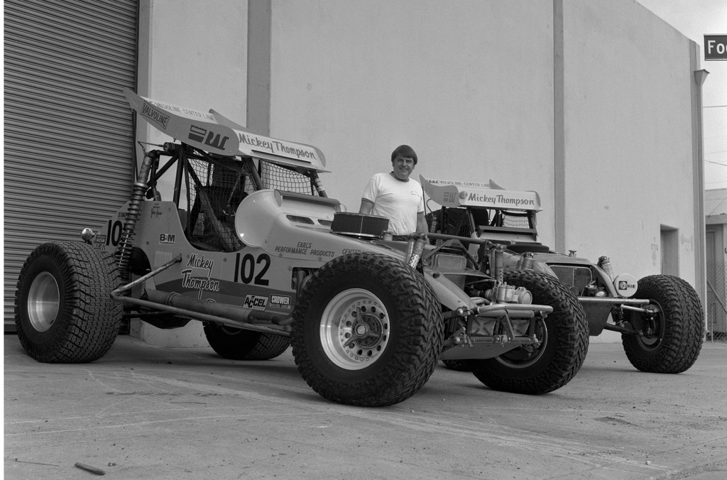 dustytimesmag's tweet photo. The name Mickey Thompson is synonymous with SPEED. Join us for a trip through the history of his iconic Challenger vehicles in Issue 05.⁠
⁠
👉️ Discover Issue 05: https://t.co/EJJN4h20bW
⁠
#DustyTimesMag #Offroad #Racing #Rally #Motorsports #Powersports #MickyThompsan https://t.co/XjneVSJrVh