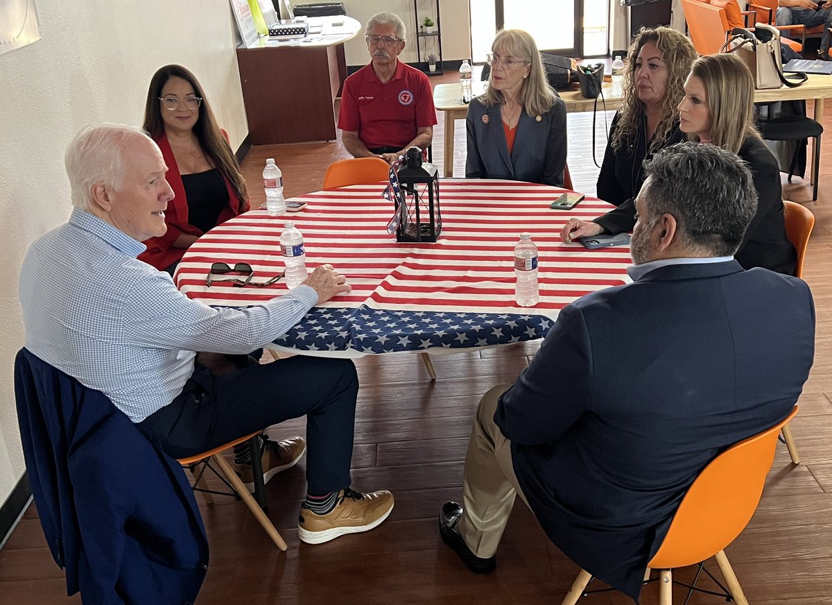 JohnCornyn's tweet photo. Really good to visit with @RNC @HidalgoCoGOP, @CameronCtyGOP, Willacy &amp; Starr Counties GOP Chairs and others yesterday. Thanks for all you’re doing to grow our party in the Rio Grande Valley and elect @realDonaldTrump &amp; @TedCruz.  #KeepTXRed https://t.co/KKTIxJgRni