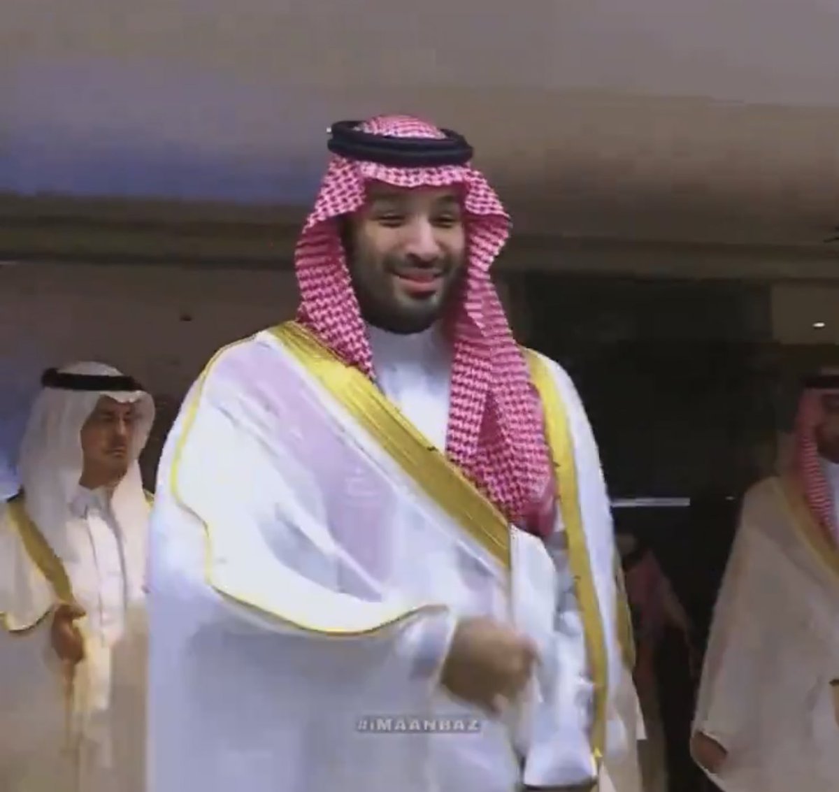 تشريف لجميع الرياضيين سيدي 💚🇸🇦💚
#ولي_العهد_يشرف_نهائي_كأس_الملك