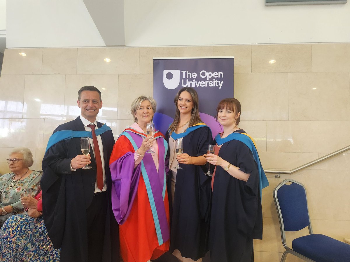 We had a lovely day Donna <a href="/dmg243/">Donna Gallagher</a>  catching up with <a href="/MaryHinds57/">Mary Hinds</a> &amp; some wonderful nursing graduates who you'll know. We missed having you &amp; <a href="/SJohnstonOU/">s johnston</a>  &amp; Monica with us  🎓 🎉💖