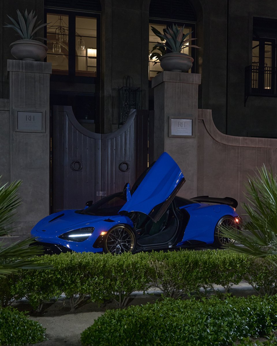 765LT Nights! 🌖

🚨AVAILABLE🚨

2021 McLaren 765LT
Paris Blue / Carbon Fiber Interior
MSO Black Interior
@velosdesignwerks 21/22-Inch Wheels

💻: vegasautogallery.com
🛜: vegasautogalleryshop.com
📍: 3055 Palms Centre Drive/5600 West Sahara Avenue